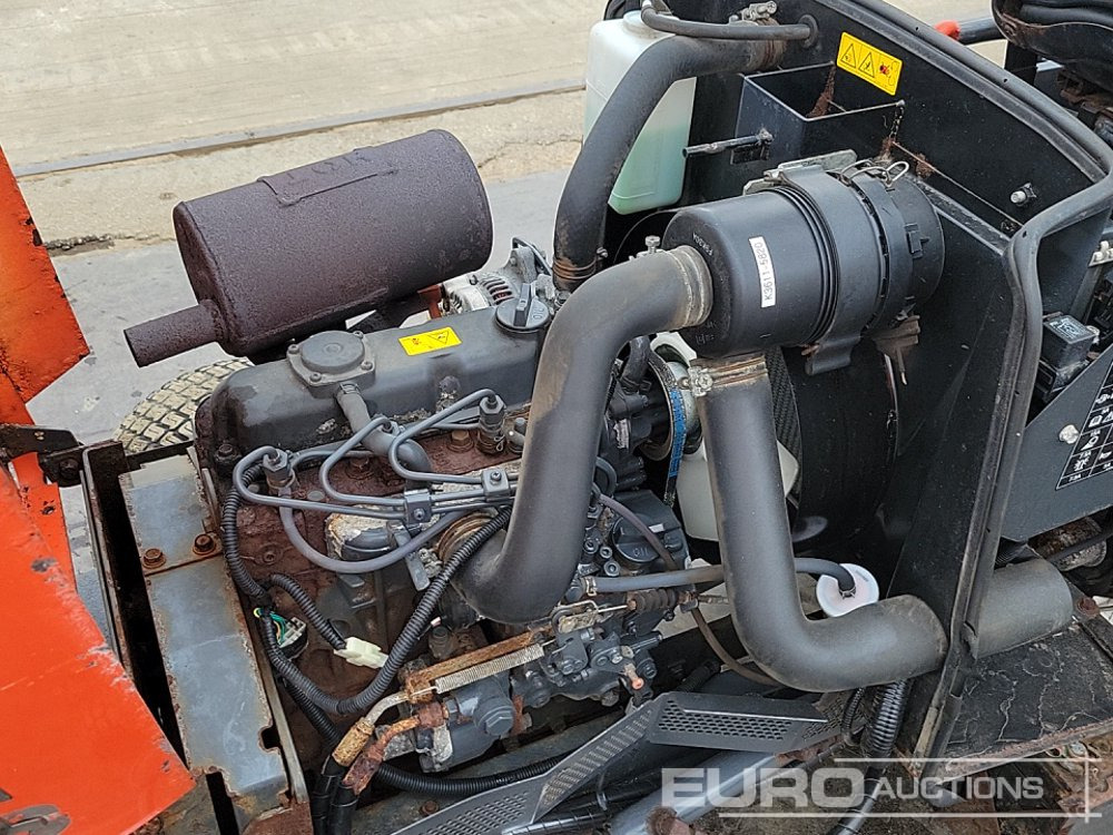 Garden mower 2021 Kubota F3090: picture 27