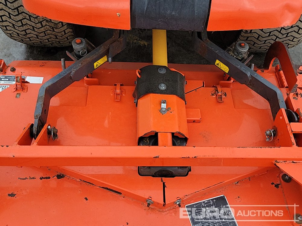 Garden mower 2021 Kubota F3090: picture 15