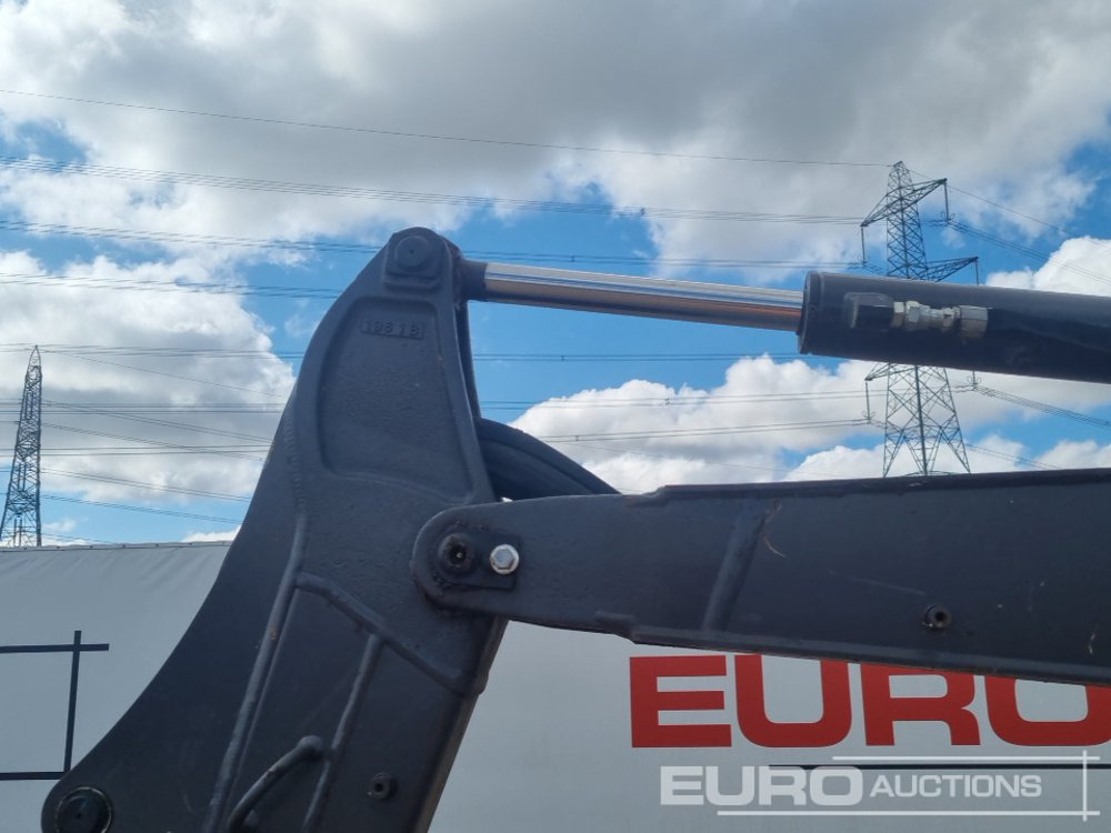 Mini excavator 2021 Volvo ECR25D: picture 13