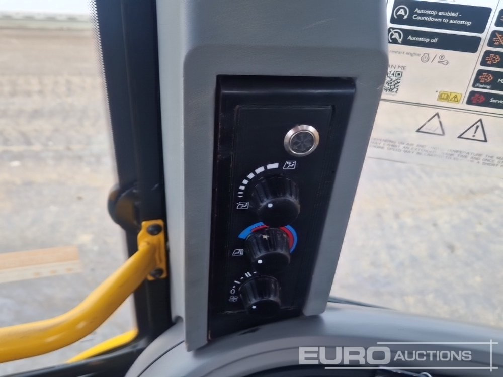 Backhoe loader 2022 JCB 3CX P21: picture 32