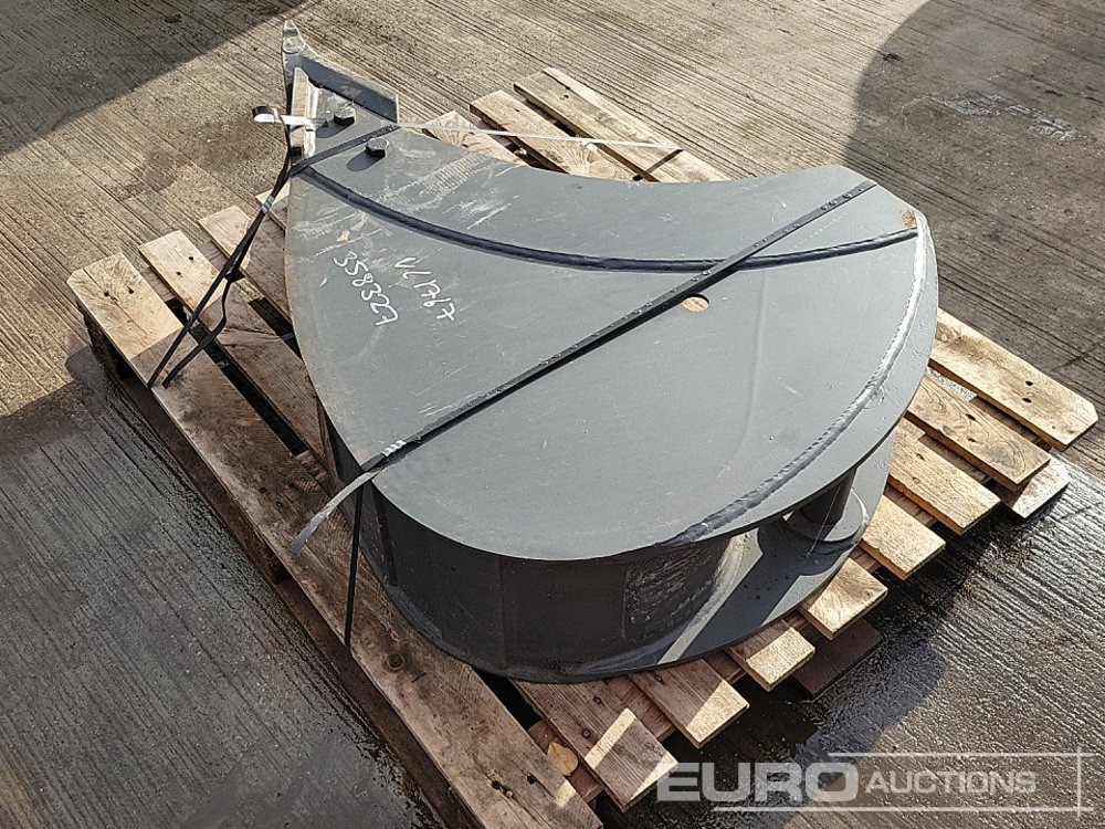 2022 Miller 12" Scoop Bucket 50mm Pin to suit 6-8 Ton Excavator - Bucket: picture 3 2022 Miller 12" Scoop Bucket 50mm Pin to suit 6-8 Ton Excavator - Bucket: picture 3