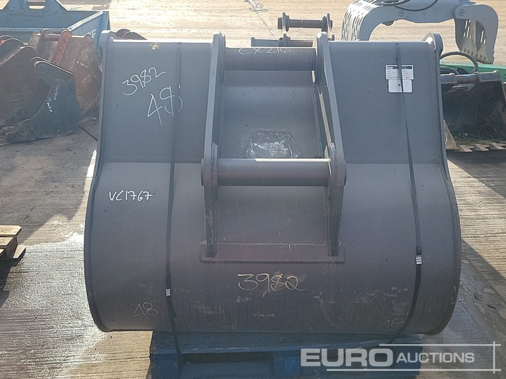 2022 Miller 48" Scoop Bucket 80mm Pin to suit 20 Ton Excavator - Bucket: picture 4 2022 Miller 48" Scoop Bucket 80mm Pin to suit 20 Ton Excavator - Bucket: picture 4