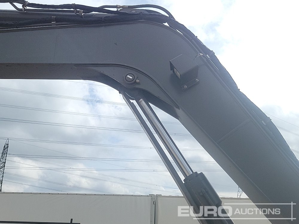 Mini excavator 2022 Volvo ECR88D: picture 39