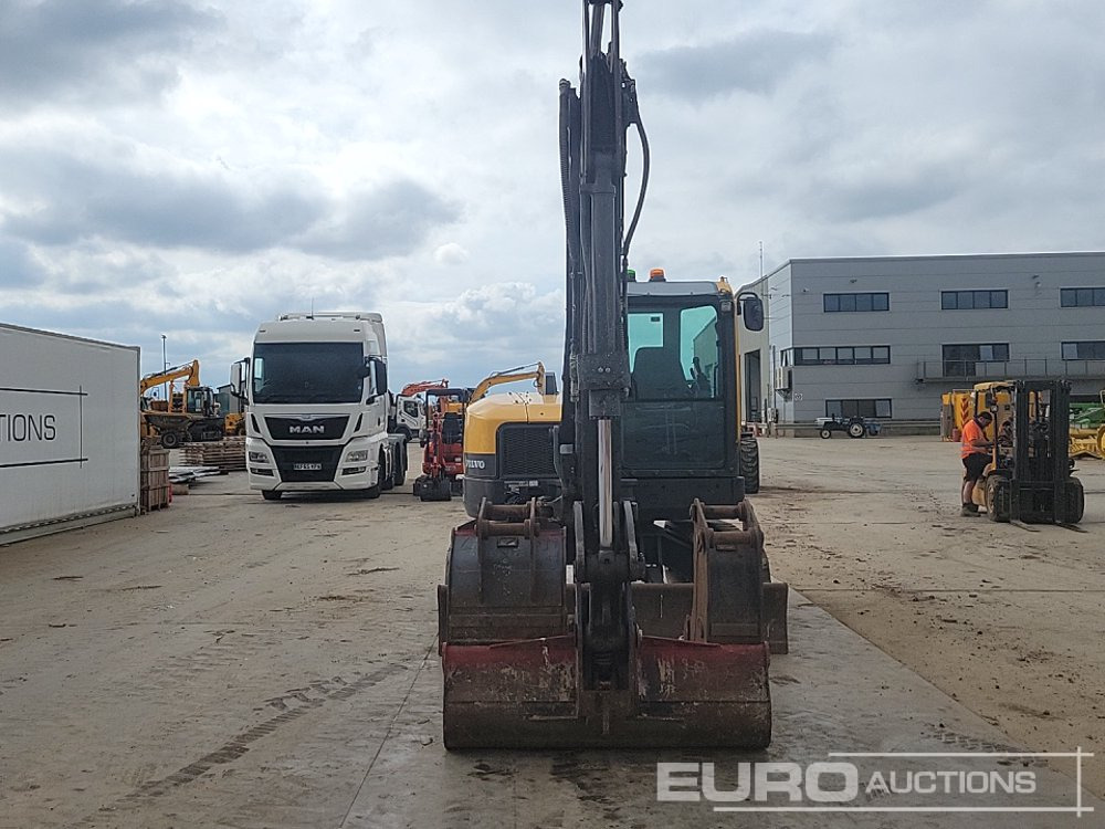Mini excavator 2022 Volvo ECR88D: picture 8