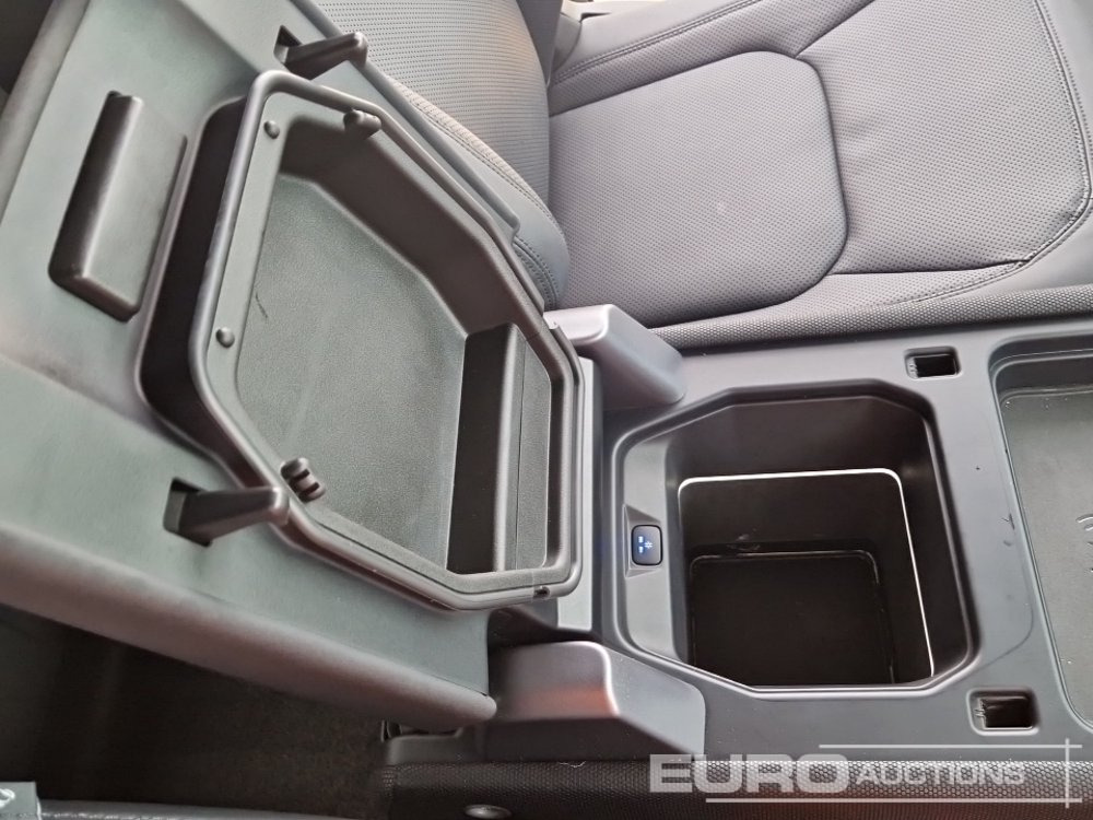 SUV 2023 Land Rover Defender 90: picture 33