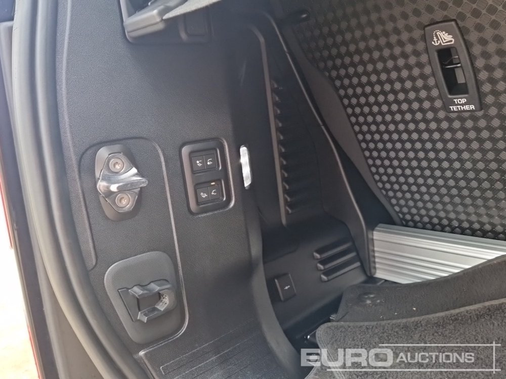 SUV 2023 Land Rover Defender 90: picture 16