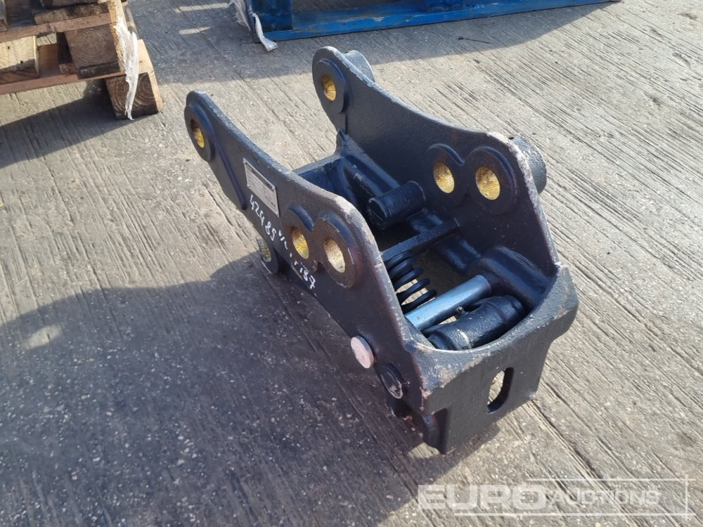 Quick coupler 2023 Manual QH 45mm Pin to suit 4-6 Ton Excavator: picture 7