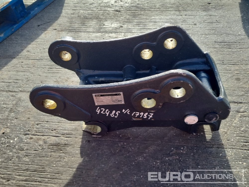 Quick coupler 2023 Manual QH 45mm Pin to suit 4-6 Ton Excavator: picture 6