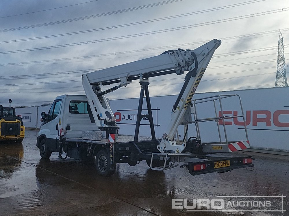 2024 Iveco 35-140 - Passenger van: picture 3 2024 Iveco 35-140 - Passenger van: picture 3