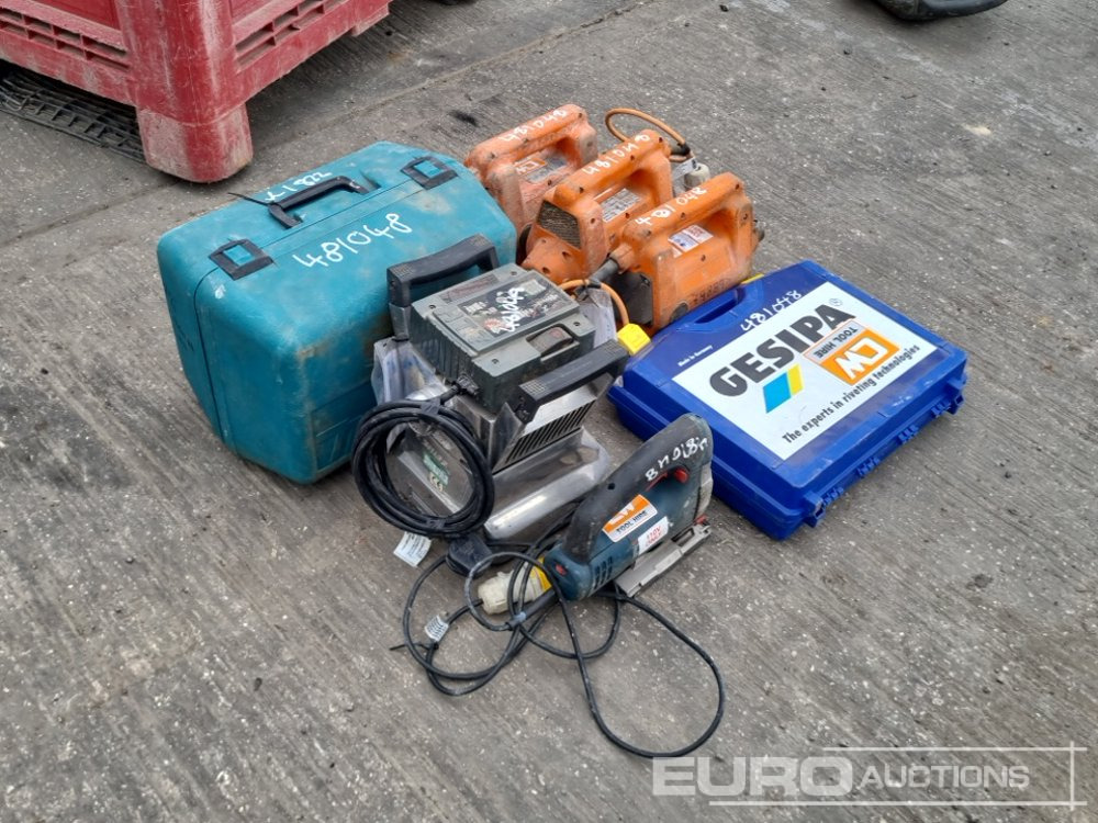 Construction equipment 240 Volt Floor Sander, 110 Volt Poker Unit (3 of), 110 Volt Jigsaw, 110 Volt Circular Saw, Battery Rivet Gun: picture 7
