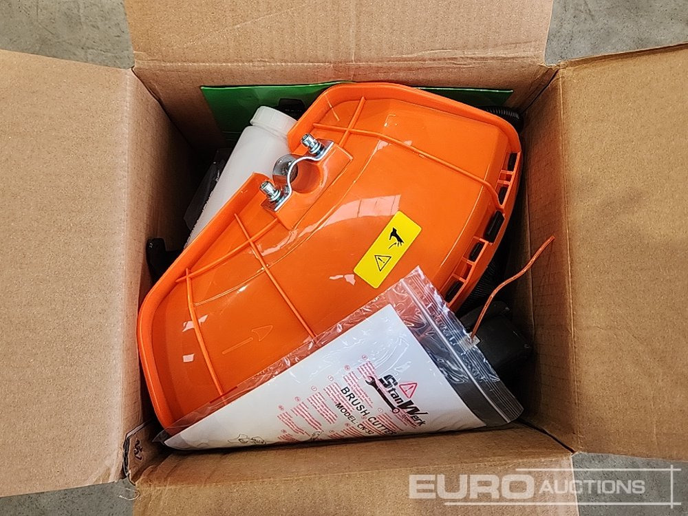 25Pc Pneumatic Hammer Set & Strimmer Engine, Strimmer Shaft (3 of) - Workshop equipment: picture 5 25Pc Pneumatic Hammer Set & Strimmer Engine, Strimmer Shaft (3 of) - Workshop equipment: picture 5