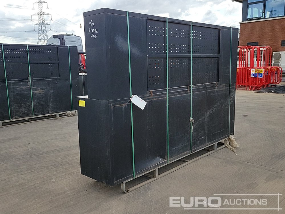 30 Drawer, 2 Cabinet, 10' Work Bench - Construction equipment: picture 3 30 Drawer, 2 Cabinet, 10' Work Bench - Construction equipment: picture 3