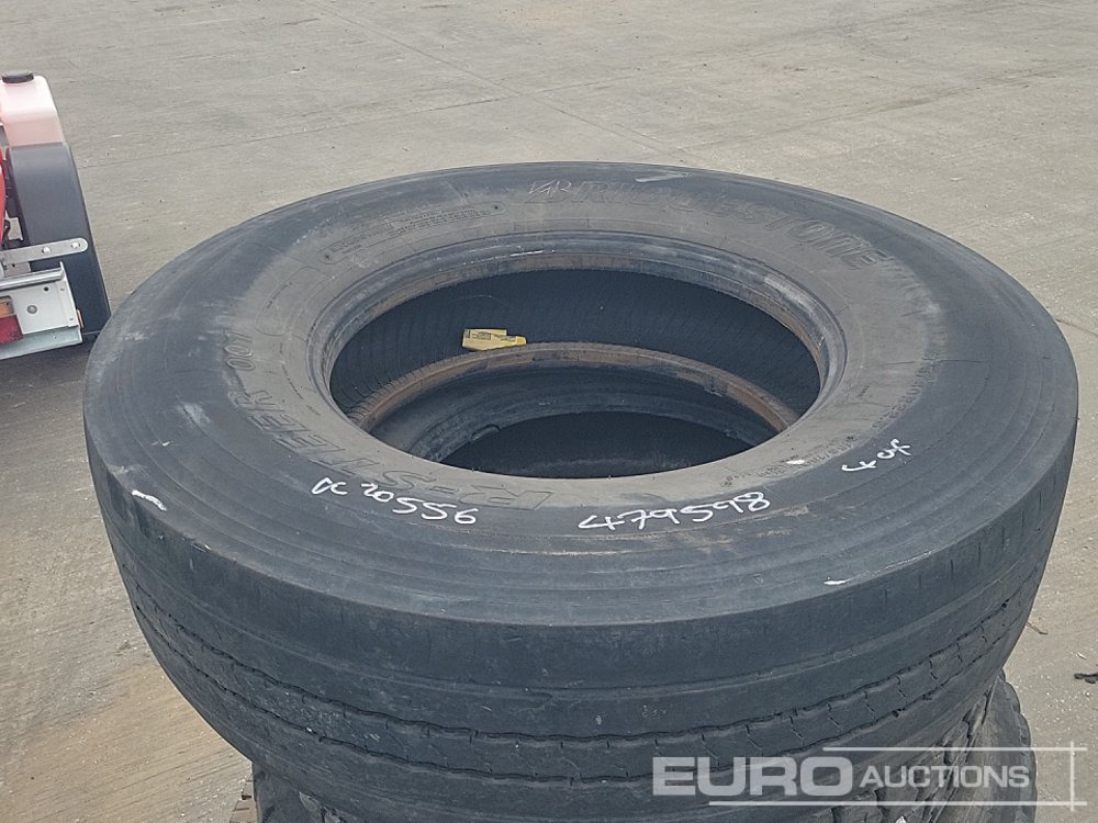 315/80-22.5 Tyre (2 of), 315/70-22.5 Tyre (2 of) - Tire: picture 5 315/80-22.5 Tyre (2 of), 315/70-22.5 Tyre (2 of) - Tire: picture 5