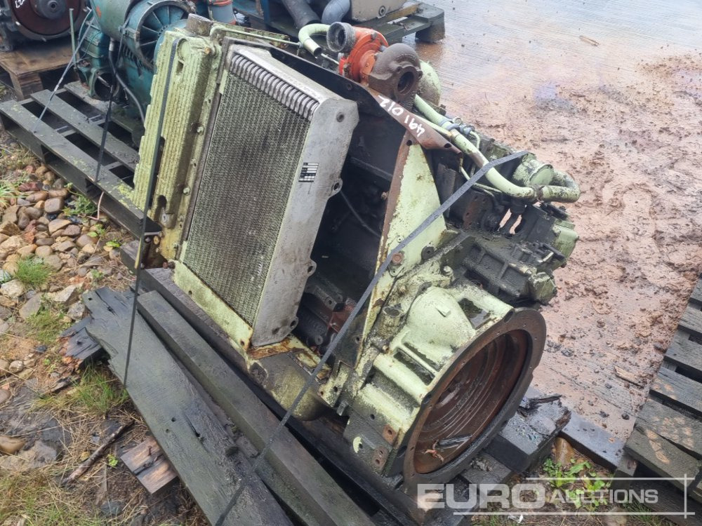4 Cylinder Engine - Engine: picture 5 4 Cylinder Engine - Engine: picture 5