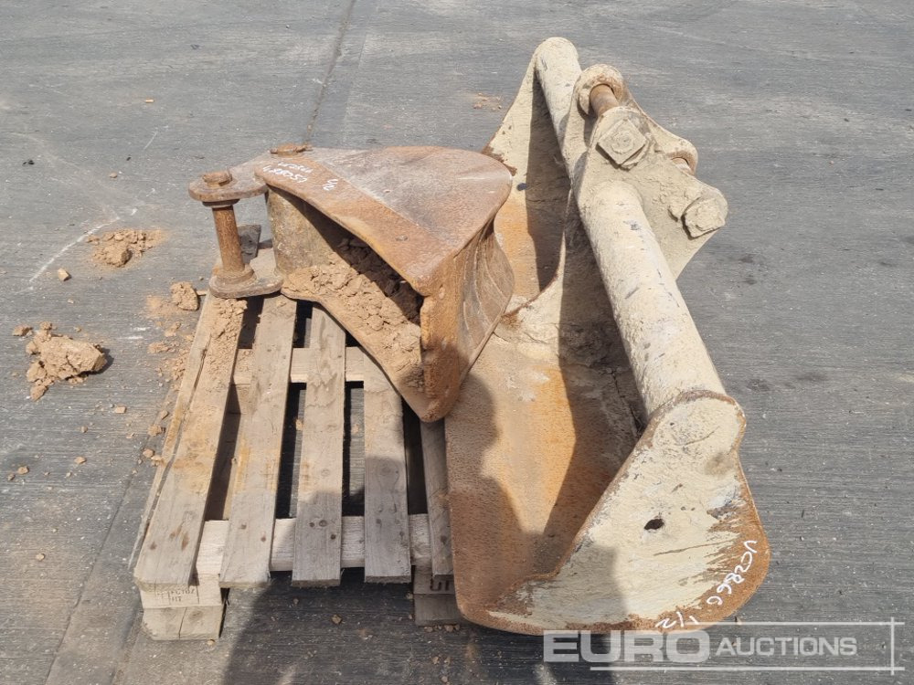 60" Ditching, 12" Digging Bucket 45mm Pin to suit 4-6 Ton Excavator - Bucket: picture 2 60" Ditching, 12" Digging Bucket 45mm Pin to suit 4-6 Ton Excavator - Bucket: picture 2