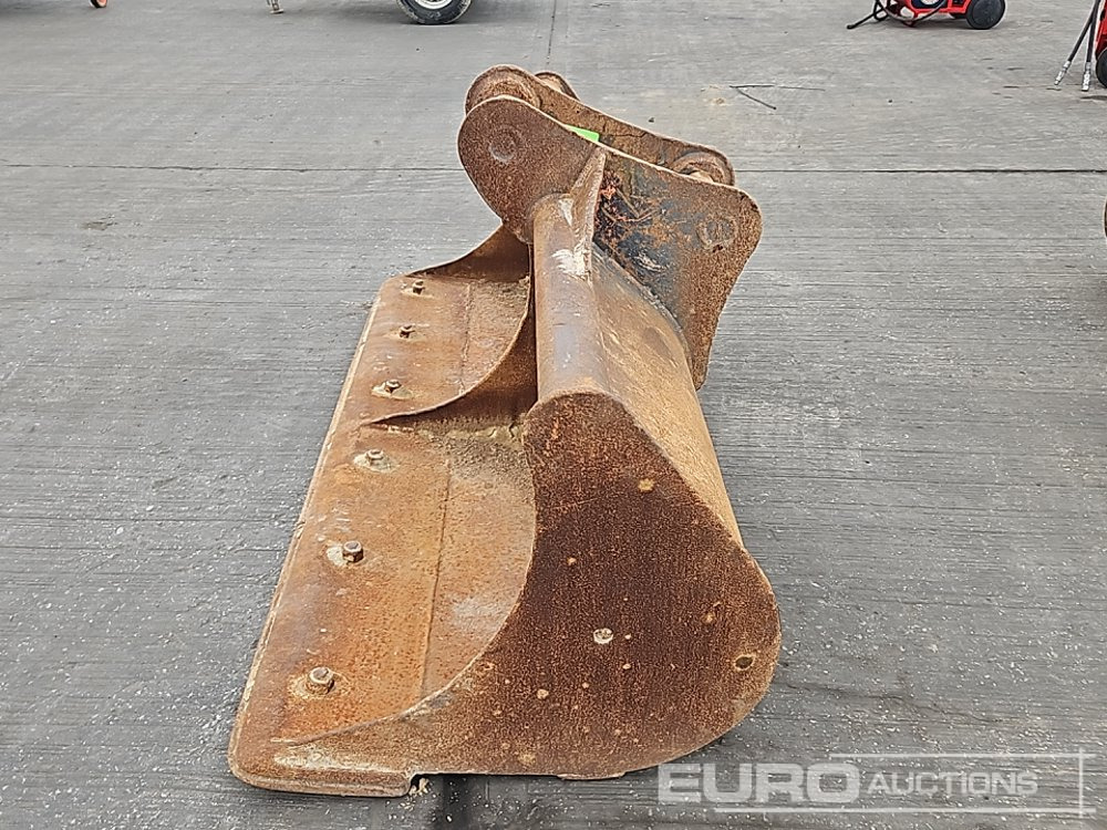 72" Ditching Bucket 65mm Pin to suit 13 Ton Excavator - Bucket: picture 2 72" Ditching Bucket 65mm Pin to suit 13 Ton Excavator - Bucket: picture 2