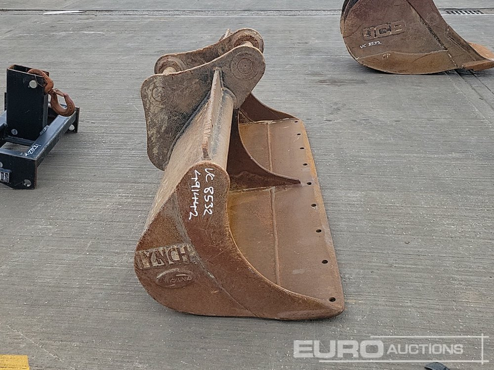 Bucket 72" Ditching Bucket 65mm Pin to suit 13 Ton Excavator: picture 6