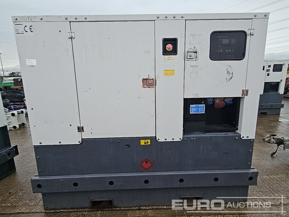 Aggreko 30kVA Generator, John Deere Engine - Generator set: picture 2 Aggreko 30kVA Generator, John Deere Engine - Generator set: picture 2