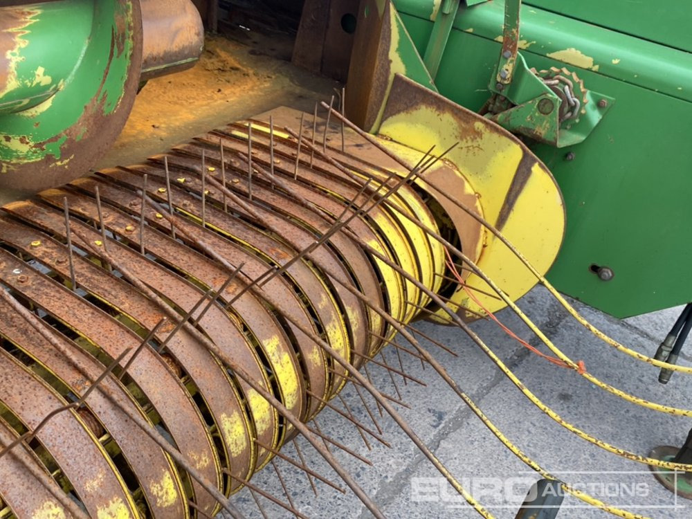 Agricultural machinery John Deere 456: picture 18