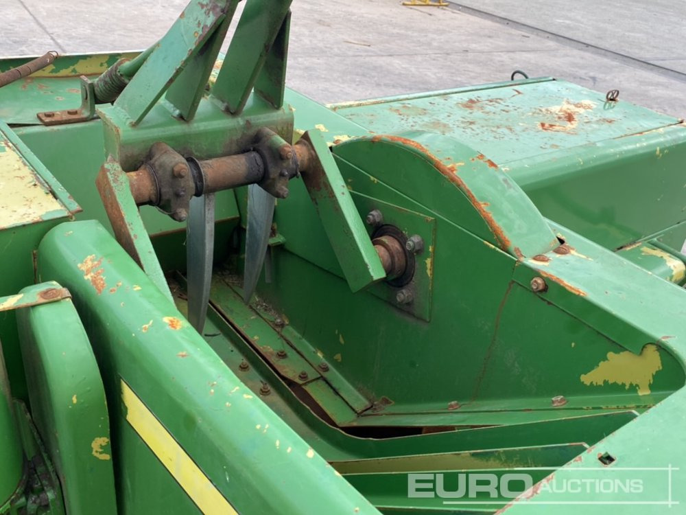 Agricultural machinery John Deere 456: picture 13