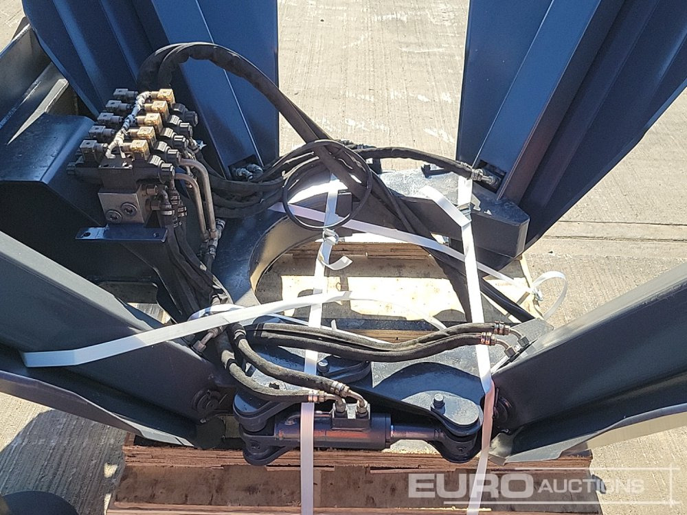 Agricultural machinery Unused 2025 JESON Hydraulic Tree Spade to suit 3 Point Linkage: picture 12