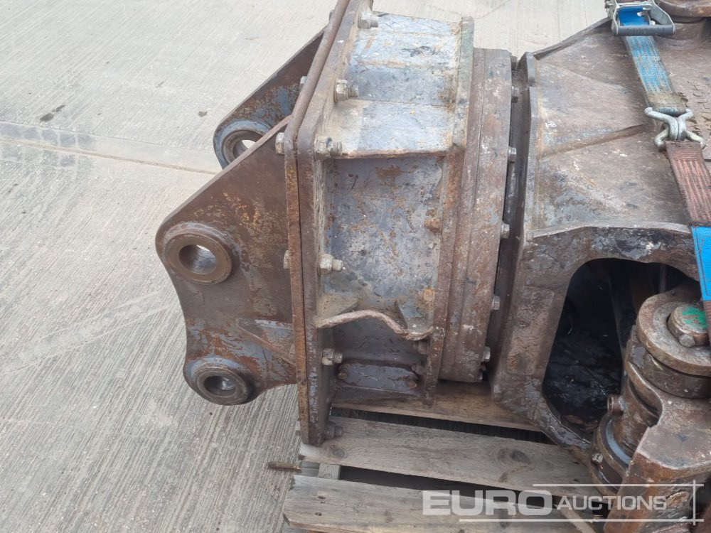 Attachment for Excavator Terex - Fuchs Hydraulic Rotating Selector Grab 70mm Pin to suit 14-16 Ton Excavator: picture 17