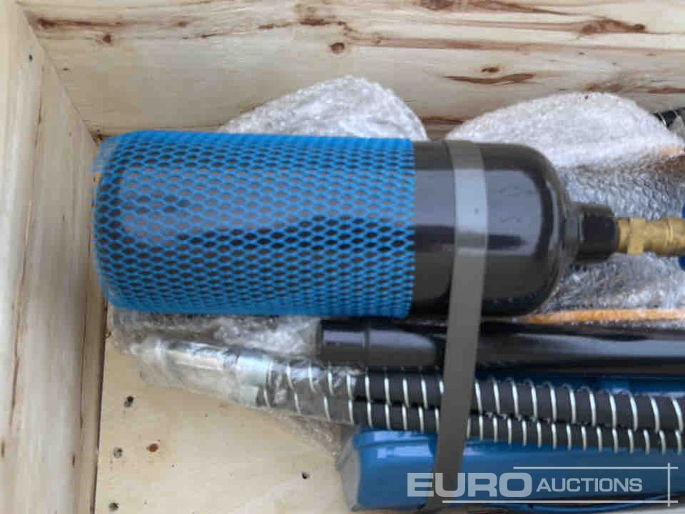 Unused JPC HM-10 - Attachment for Excavator: picture 3 Unused JPC HM-10 - Attachment for Excavator: picture 3