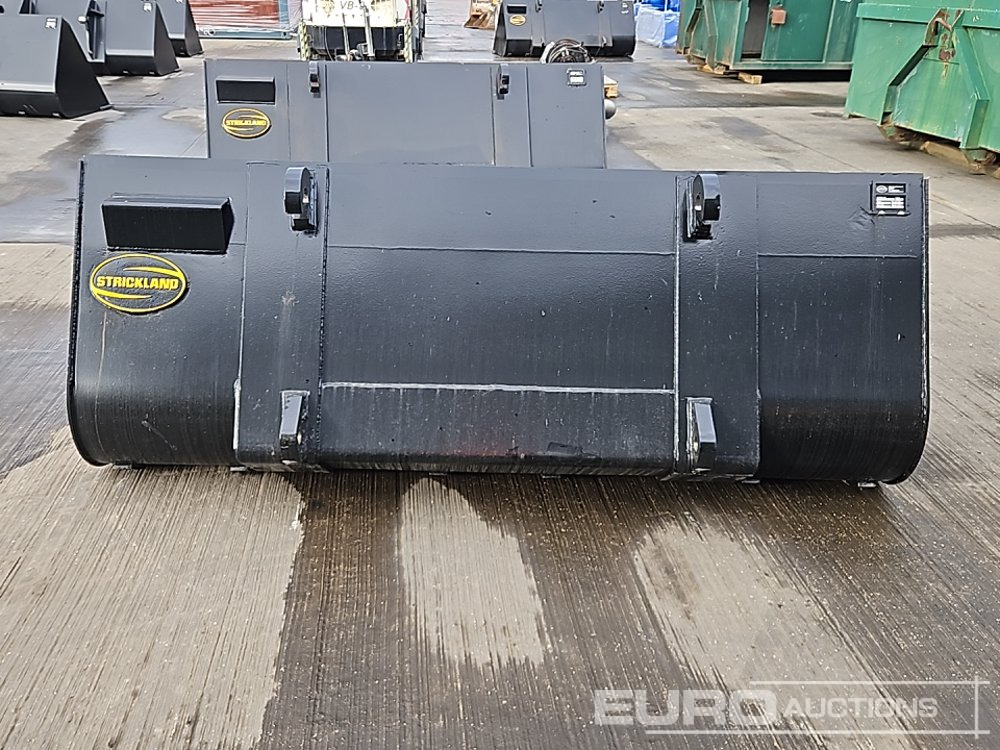 Unused Strickland 90" Loading Bucket to suit JCB Telehandler - Attachment for Excavator: picture 4 Unused Strickland 90" Loading Bucket to suit JCB Telehandler - Attachment for Excavator: picture 4