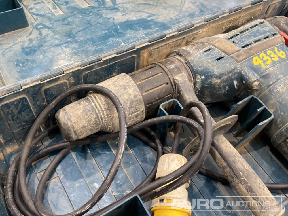 Bosch 110 Volt Breaker - Construction equipment: picture 5 Bosch 110 Volt Breaker - Construction equipment: picture 5