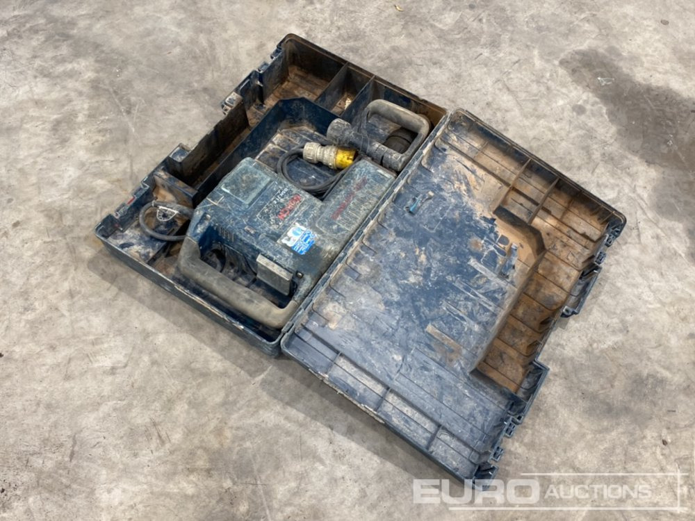 Bosch GSH 11E 110 Volt Breaker - Construction equipment: picture 3 Bosch GSH 11E 110 Volt Breaker - Construction equipment: picture 3