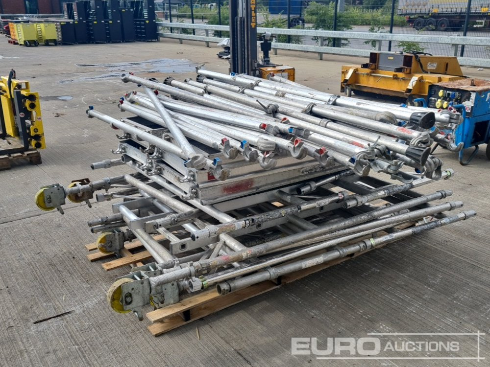 Bundle of Aluminium Scaffolding & Staging Boards - Construction equipment: picture 3 Bundle of Aluminium Scaffolding & Staging Boards - Construction equipment: picture 3