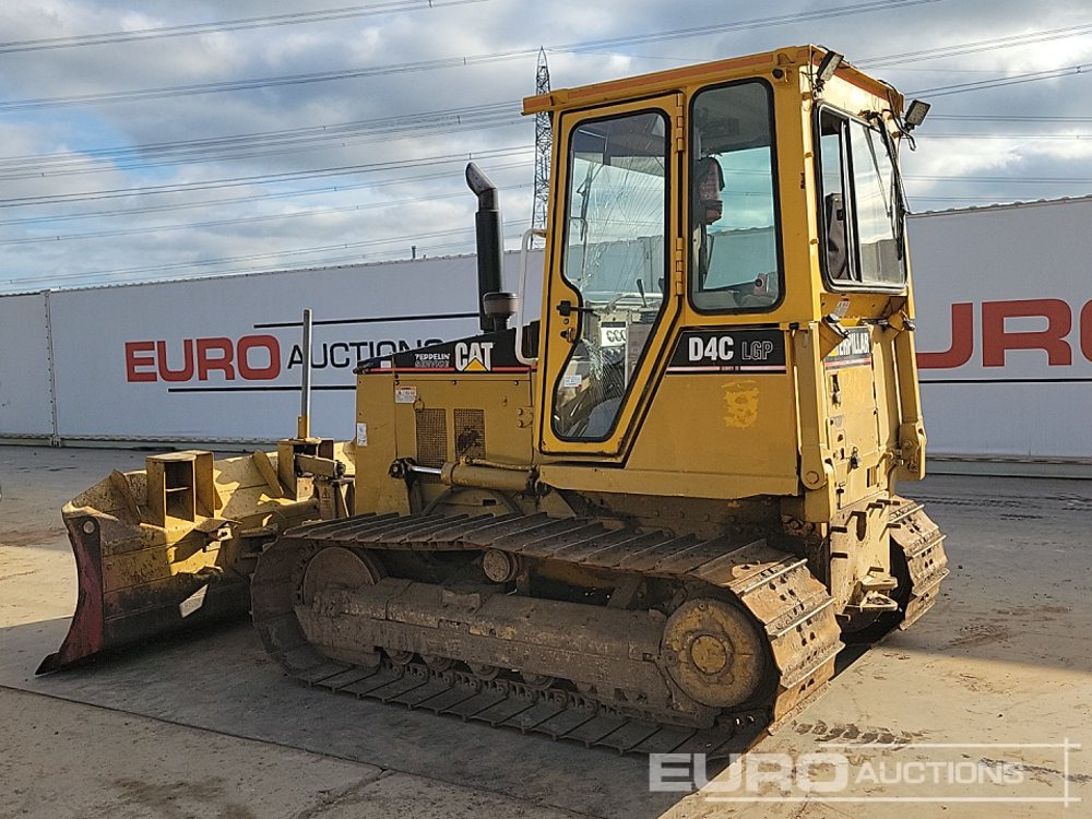 CAT D4C LGP - Bulldozer: picture 3 CAT D4C LGP - Bulldozer: picture 3
