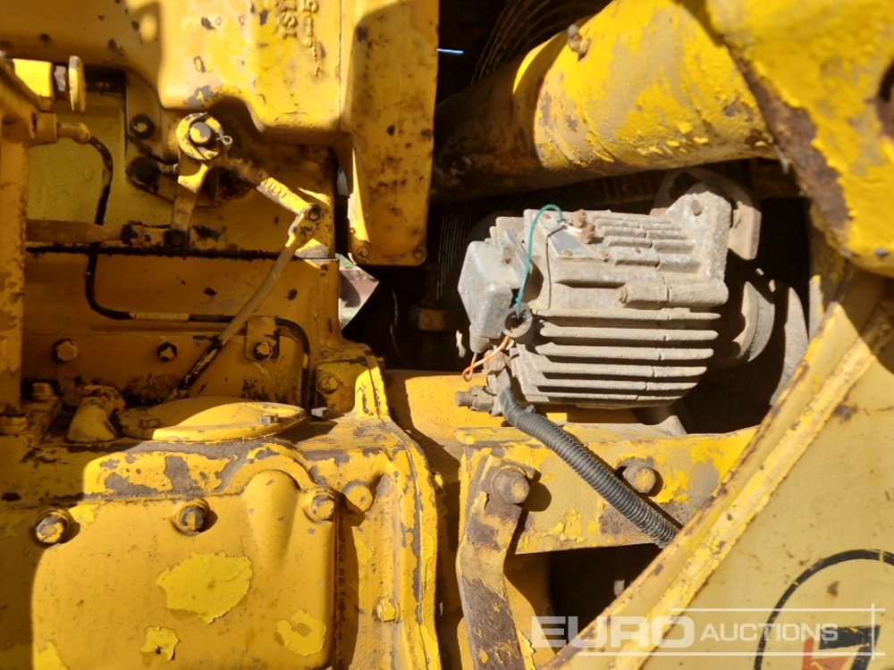 Bulldozer CAT D7: picture 24