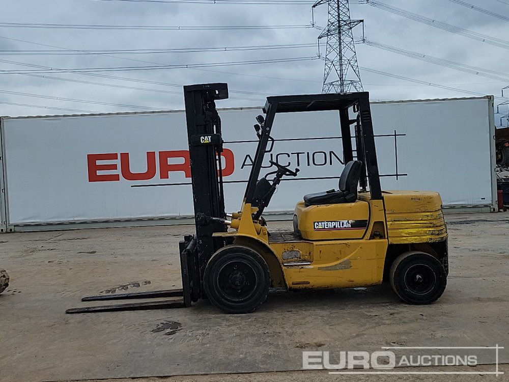 CAT DP30 - Forklift: picture 2 CAT DP30 - Forklift: picture 2
