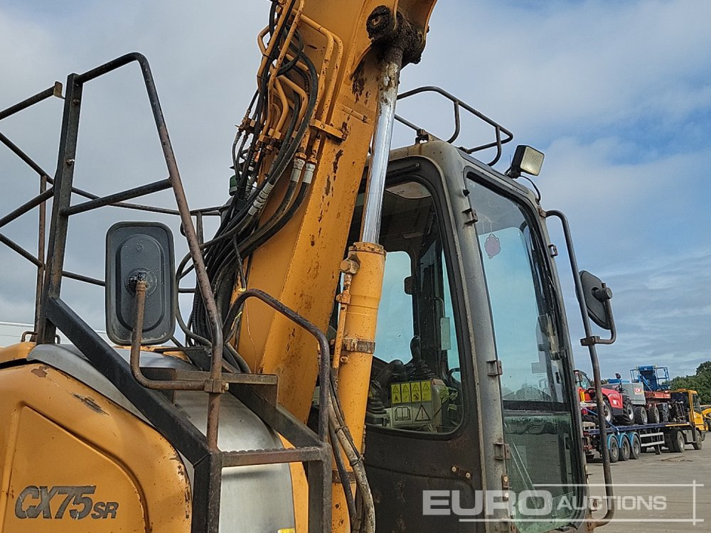 Mini excavator Case CX75SR: picture 22