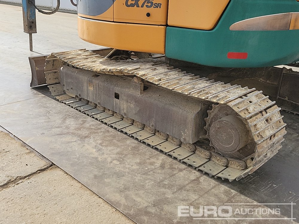 Mini excavator Case CX75SR: picture 10