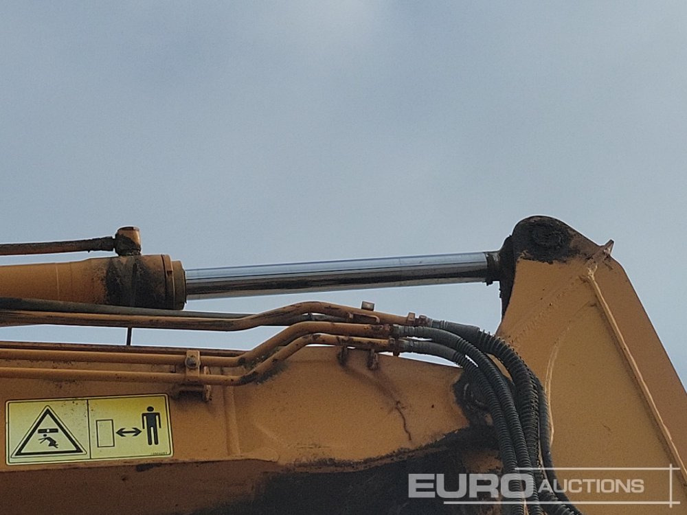 Mini excavator Case CX75SR: picture 25