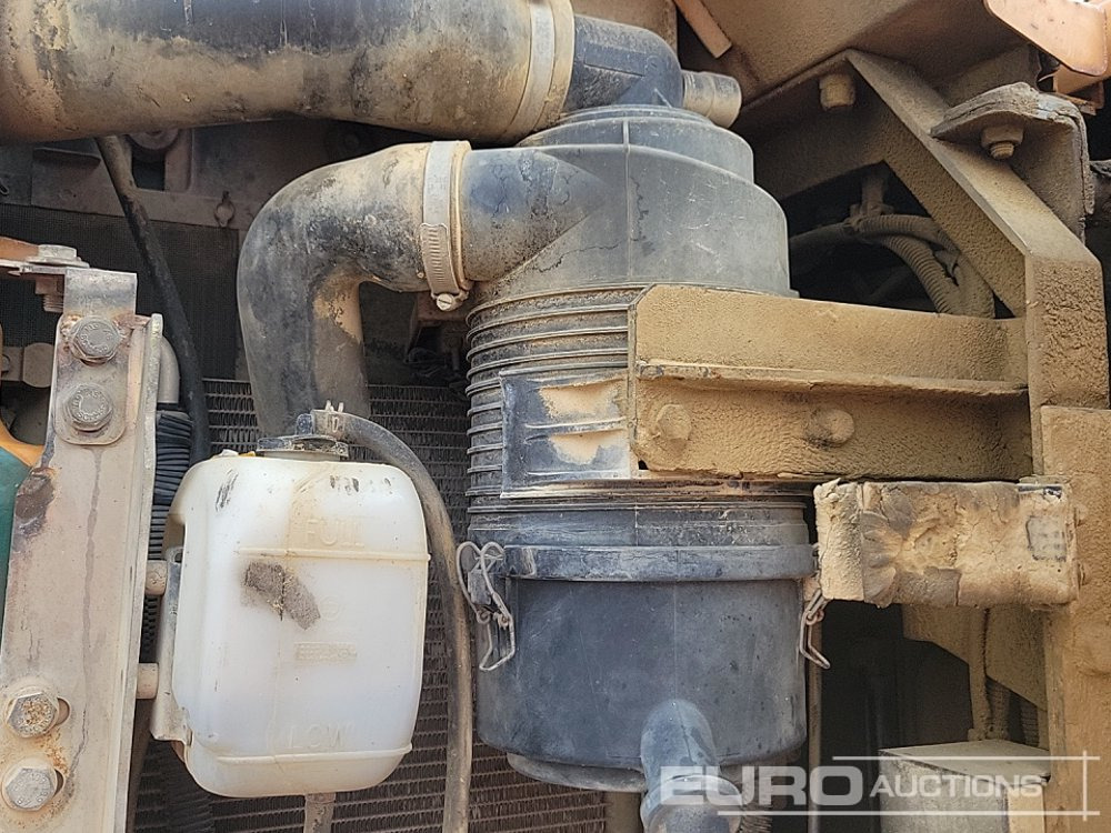 Mini excavator Case CX75SR: picture 39