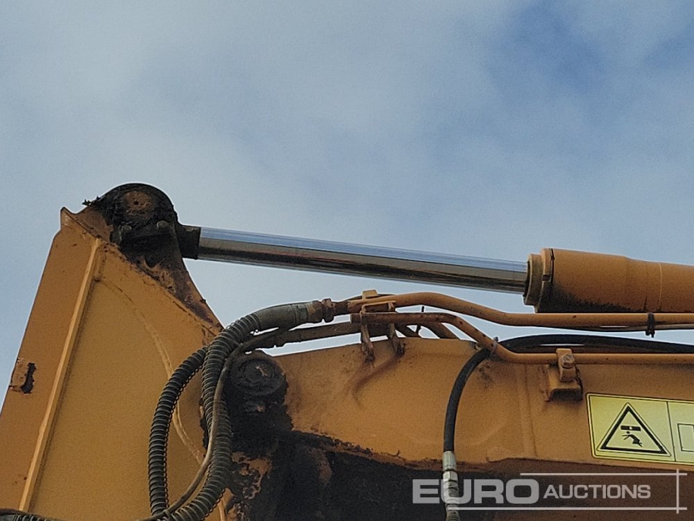 Mini excavator Case CX75SR: picture 33