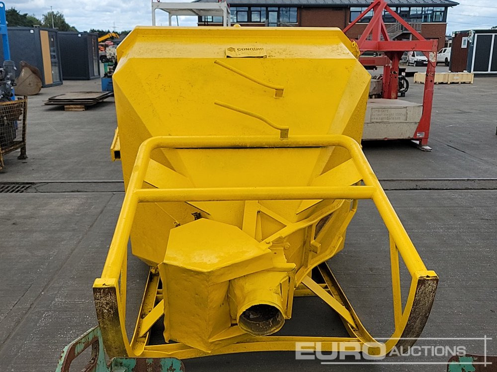 Conquip Concrete Pouring Skip to suit Crane - Tipping skip: picture 4 Conquip Concrete Pouring Skip to suit Crane - Tipping skip: picture 4