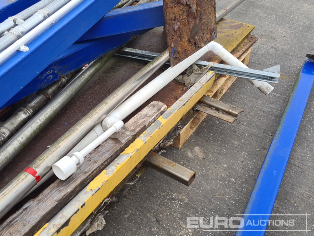 Construction equipment Decontaminating Station Plastic Tank, 415Volt Pump, Piping & Frame, Ramps: picture 36