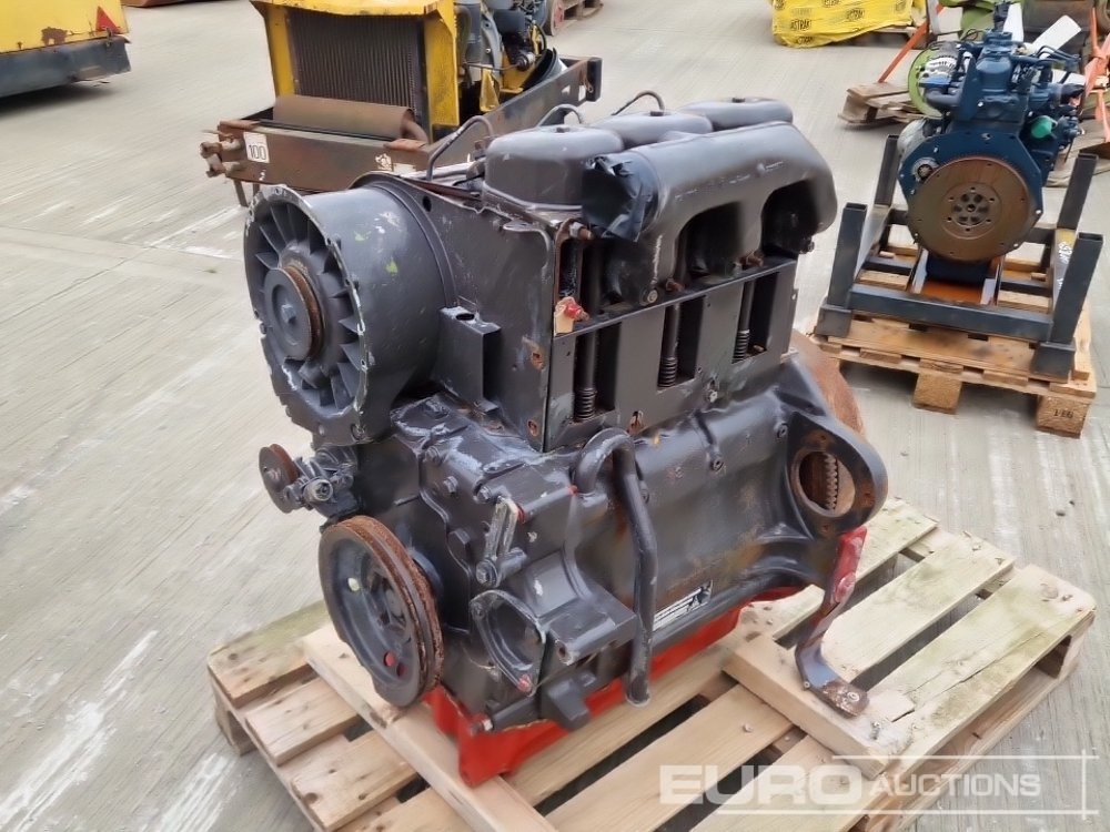 Deutz 3 Cylinder Engine - Engine: picture 1 Deutz 3 Cylinder Engine - Engine: picture 1