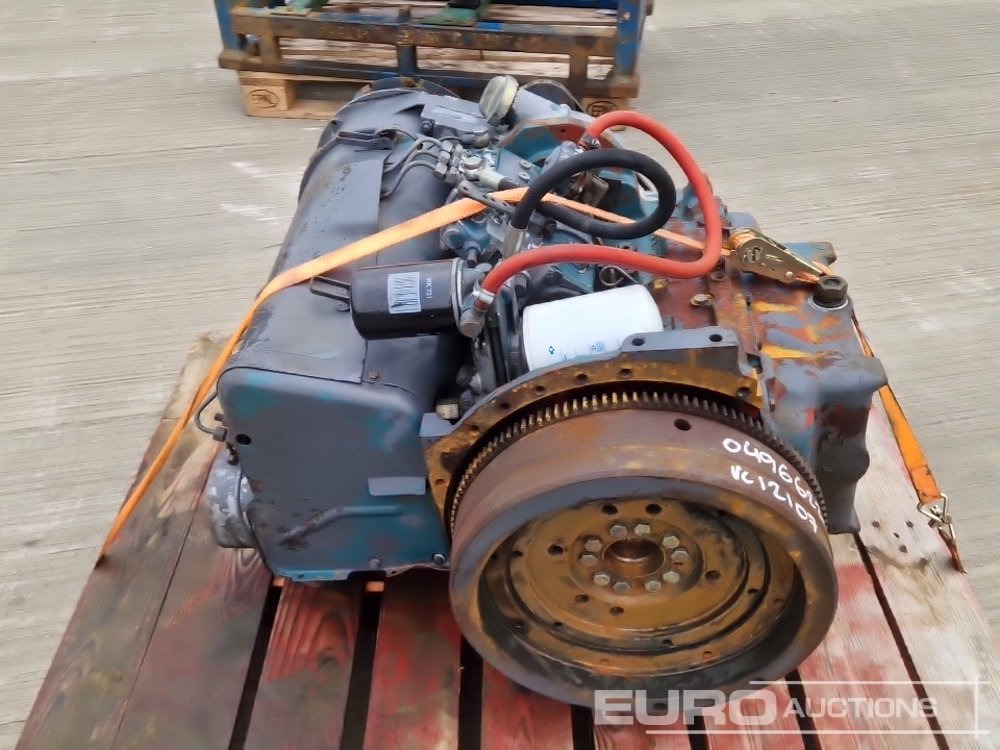Deutz 3 Cylinder Engine - Engine: picture 4 Deutz 3 Cylinder Engine - Engine: picture 4