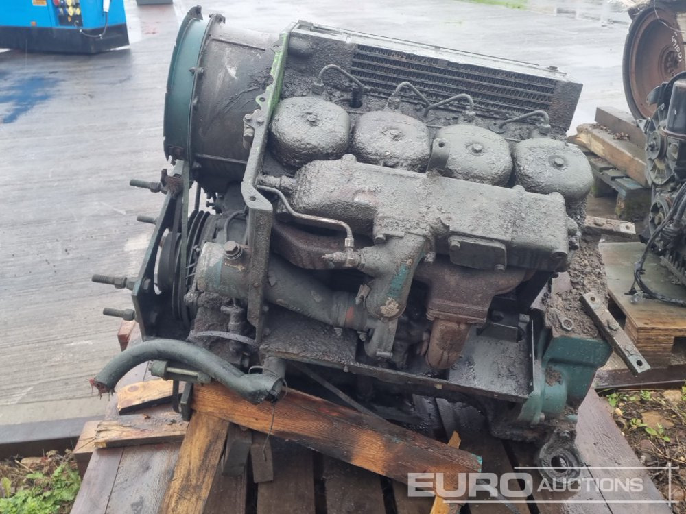 Deutz 4 Cylinder Engine - Engine: picture 4 Deutz 4 Cylinder Engine - Engine: picture 4