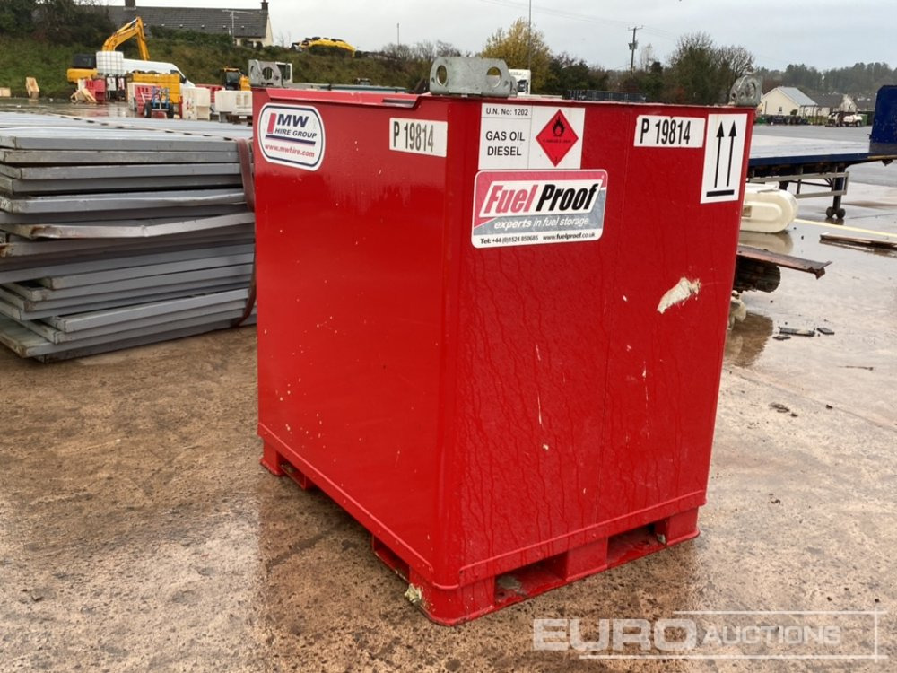 Fuel Proof 900Litre Static Fuel Bowser - Storage tank: picture 4 Fuel Proof 900Litre Static Fuel Bowser - Storage tank: picture 4
