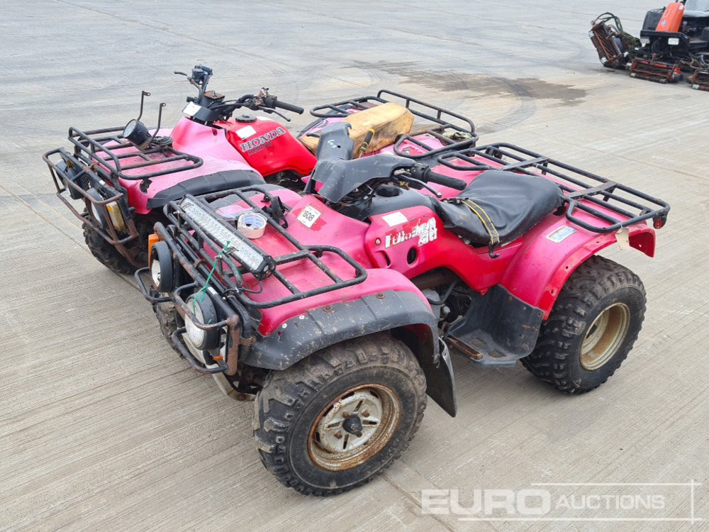 Honda 4x4 Petrol Quad Bike (2 of), (Parts Missing) - Side-by-side/ ATV: picture 1 Honda 4x4 Petrol Quad Bike (2 of), (Parts Missing) - Side-by-side/ ATV: picture 1