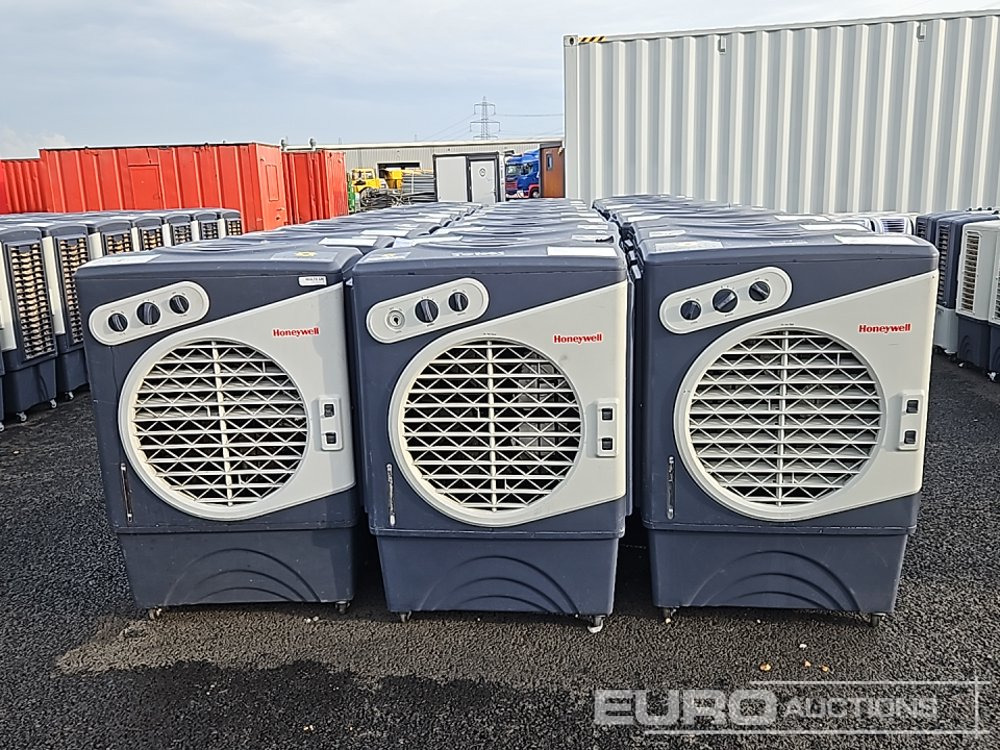 Honeywell 230Volt Dehumidifier (30 of) - Construction equipment: picture 1 Honeywell 230Volt Dehumidifier (30 of) - Construction equipment: picture 1