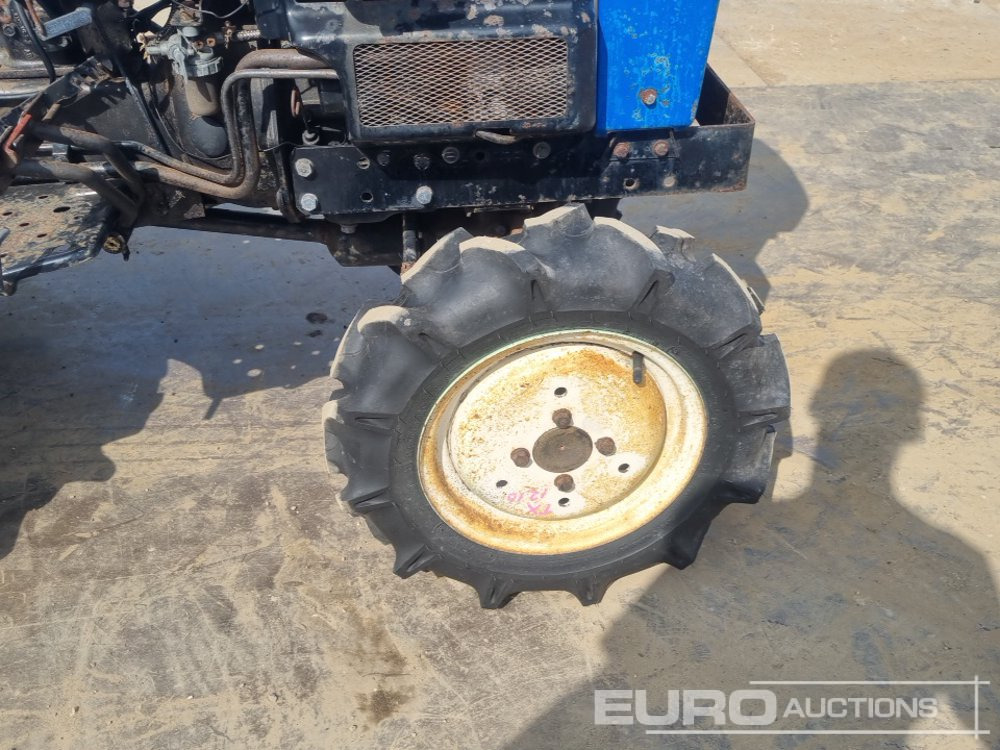 Compact tractor Iseki TX1210: picture 12