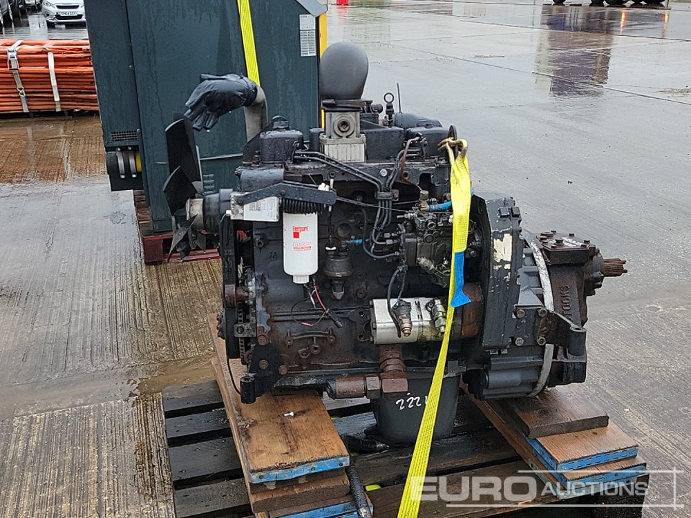 Iveco 4 Cylinder Engine - Engine: picture 2 Iveco 4 Cylinder Engine - Engine: picture 2