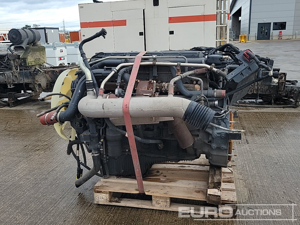 Iveco 6 Cylinder Engine - Engine: picture 2 Iveco 6 Cylinder Engine - Engine: picture 2